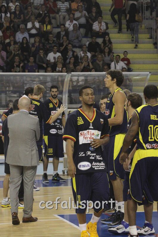 121014 basket 079_tn.jpg